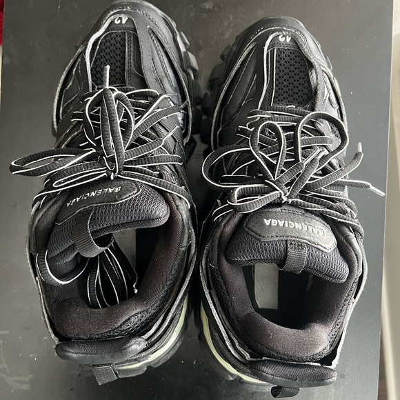 Balenciaga Black Sneakers - Picture 6 of 8